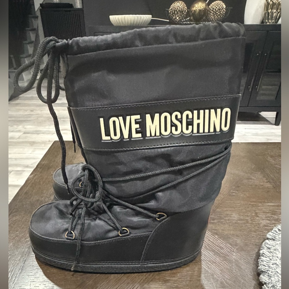 Love Moschino Black Winter Boots